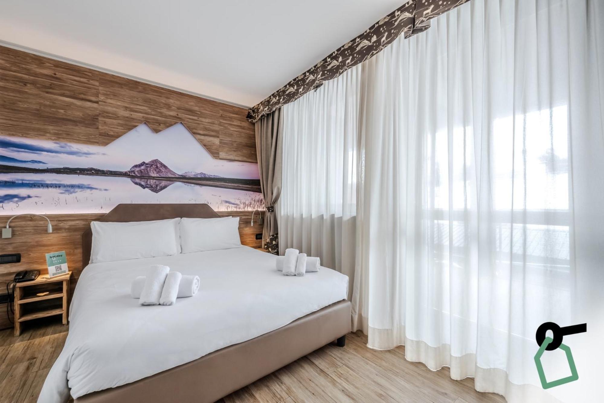 Hotel Hotiday Vialattea 4*